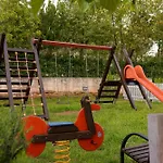 Mobile Homes Peskera
