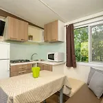 홀리데이파크 Mobile Homes Peskera 4*