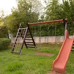 홀리데이파크 Mobile Homes Peskera 4*