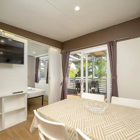 Aldeamento Turístico Mobile Homes Peskera