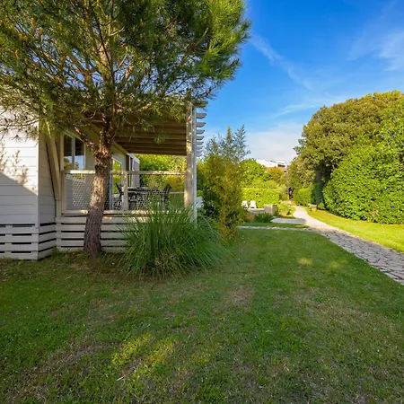 Mobile Homes Peskera 4* Банджоле