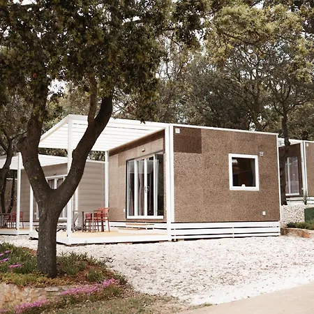 Mobile Homes Peskera Banjole