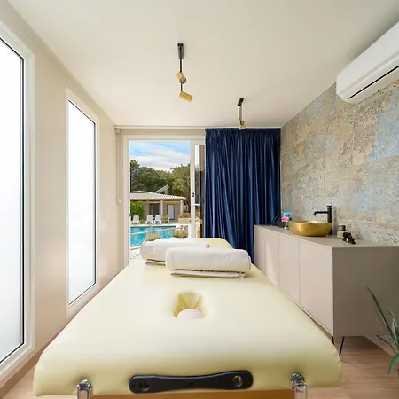 Mobile Homes Peskera Vakantiepark